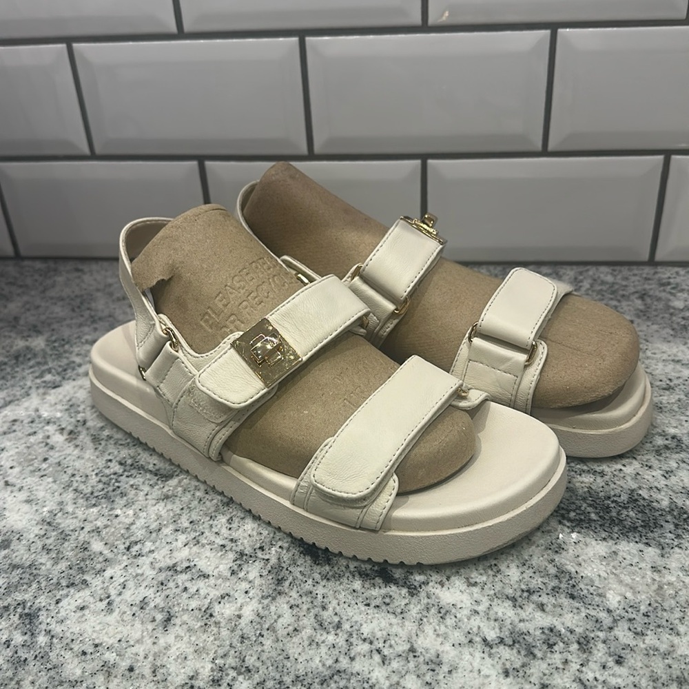 Steve Madden Cream Gold Buckle leather Sport‎ Sandals Women 8 Strappy Comfort